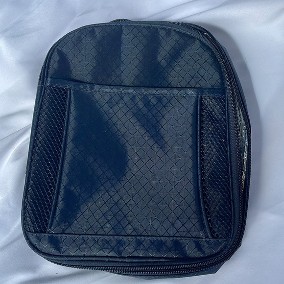Thirty-one thermal lunch box black. New no tags. Back to school, work, gym - Picture 5 of 5